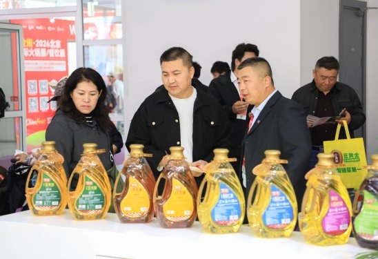 燃爆全场！喆泰惊艳亮相北京餐饮展